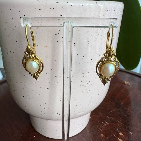 Gold Tone Victorian Style Earrings With Pearls - Picture 2 of 12